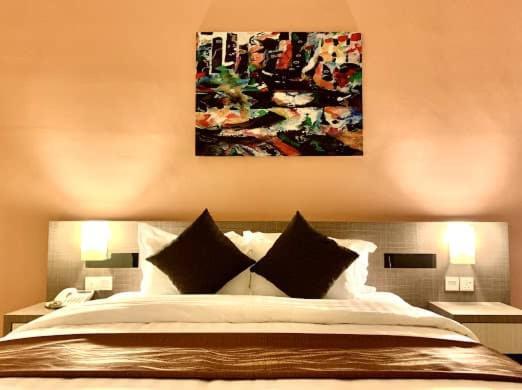 Kluang Riverview Hotel Экстерьер фото